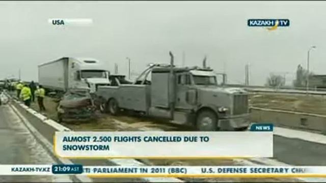 Из-за снежных бурь отменили более 2,5 тысячи авиарейсов смотреть онлайн