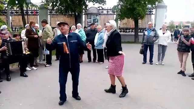 Гомель/май/парк/ смотреть онлайн