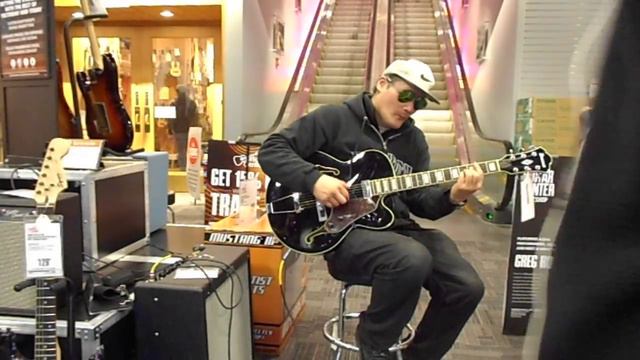 "Testing Out & Playing The Ibanez Artcore AF71F Jazz Semi-Hollow Body At G.C." Feb. 17, 2015 смотреть онлайн