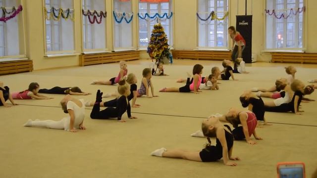 Открытый урок по художественной гимнастики/дети 4-5 лет/СДЮШОР Петроградского района смотреть онлайн