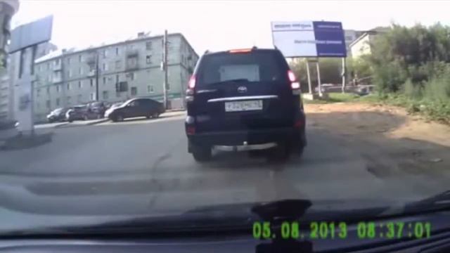 Подборка!! Баба за рулем!!! смех и страх !!!! смотреть онлайн