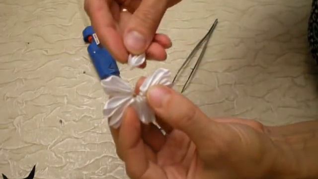 БАНТ КАНЗАШИ Своими Руками /DIY /KANZASHI / Make Hair Bow /Tutorial / Flower./ смотреть онлайн