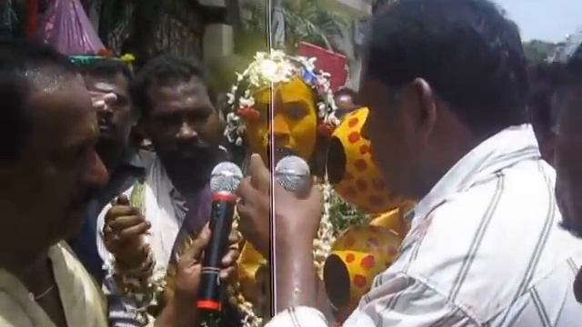 Old City Bonalu Rangam (Oracle) 2015 at Akkanna Madanna Mahankali Mandiram . смотреть онлайн