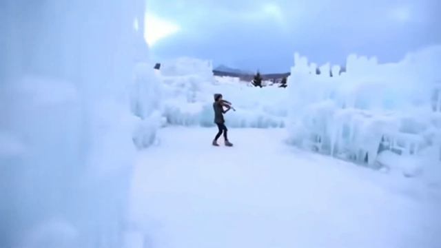 Девушка во льдах