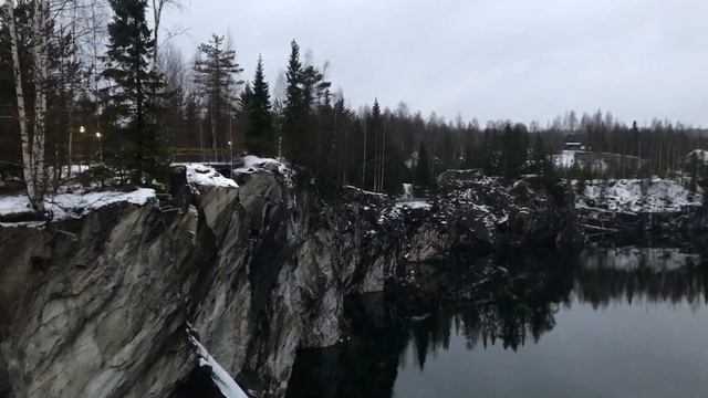 На небо не смотрите люди гордо... (автор поэт-современник Виктор Ассоров) смотреть онлайн