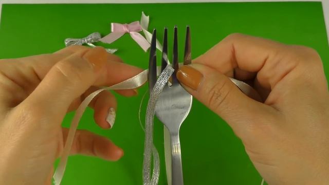 Бант из ленты |Бантик своими руками |Как сделать БАНТИК НА ВИЛКЕ