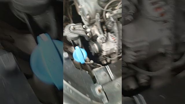 Kia Rio 4 как снять и смазать подшипник лентяйки!!! смотреть онлайн