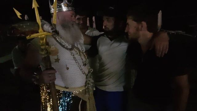 Чемпион Европы по вольной борьбе Магомед Курбаналиев, со своими тренерами и друзьями. смотреть онлайн