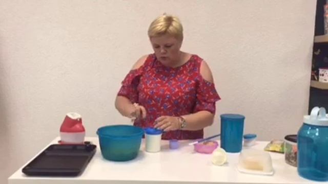 Зразница Tupperware смотреть онлайн