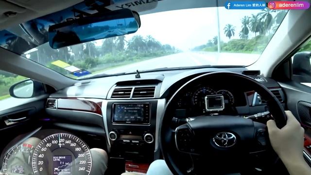 Honda CR-Z VS Toyota Camry 2.0G | 0-100 | Rolling Acceleration | Malaysia #POV [Test Drive] смотреть онлайн