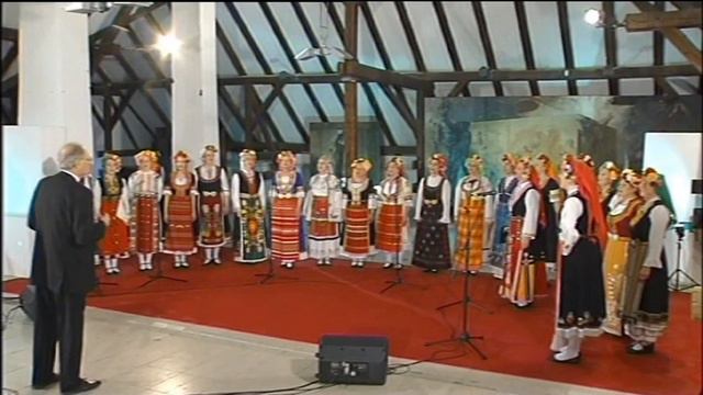 006 provodi ma mama - muz. Atanas Iliev смотреть онлайн