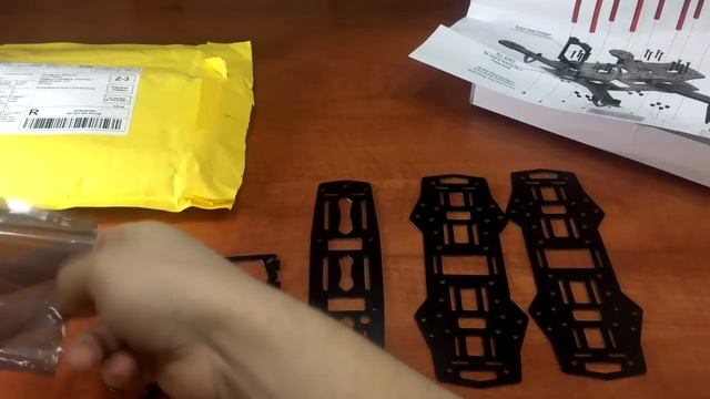 СОБИРАЕМ FPV КВАДРОКОПТЕР НА РАМЕ ZMR250 [ Часть 1 - Распаковка и Сборка рамы ] смотреть онлайн