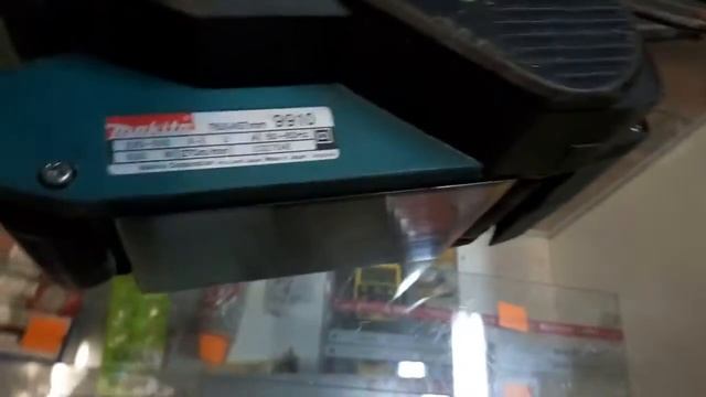 Ленточная шлифмашина Makita 9910. Купить инструмент! смотреть онлайн