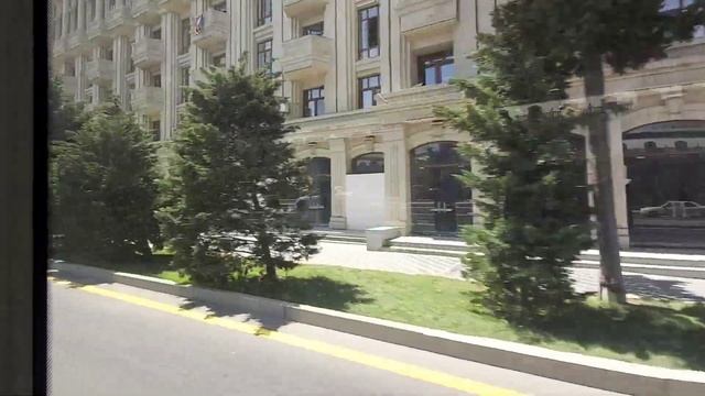Баку. На автобусе 1#бакинцы #baku #азербайджан #улицыбаку #azerbaycan #алиев смотреть онлайн