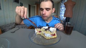 МУКБАНГ АСМР ЯИЧНИЦА / ЖАРЕНЫЕ СОСИСКИ / ЗАКУСКА / ТОРТ / CAKE / EATING ASMR Mukbang #731