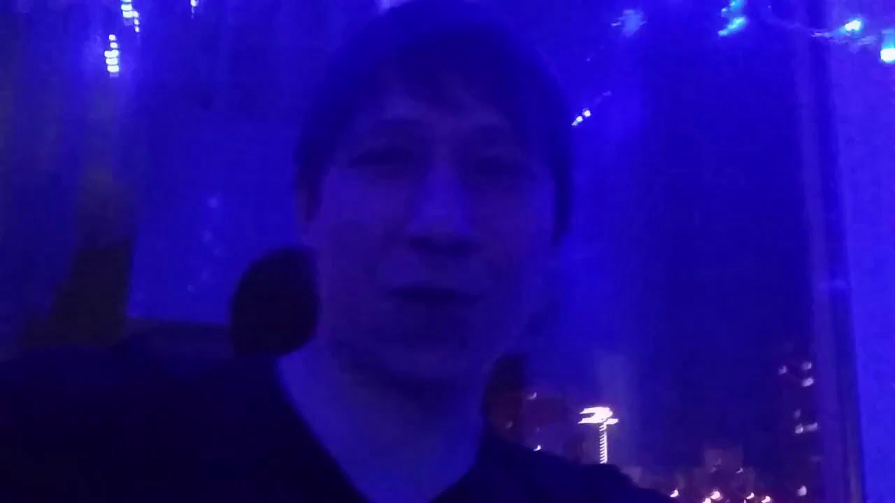 #СтихиНаФонеГорода. Пётр Зубарев исполняет стихотворение Валерия Белехова 