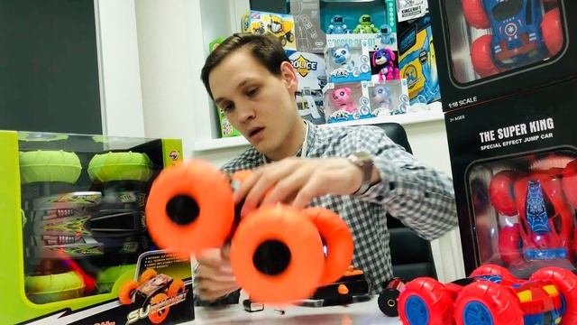 Трюковая машинка перевертыш с надувными колесами