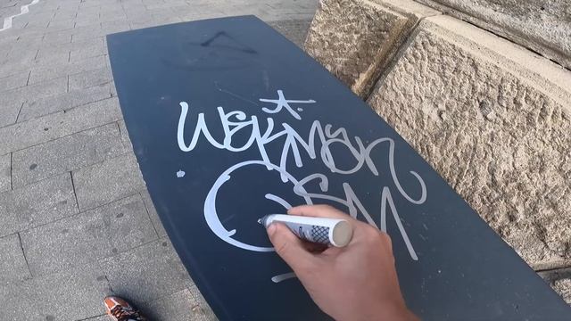 Graffiti review with Wekman MAD SKILLS uni paint смотреть онлайн