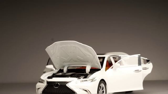Unboxing Of Lexus ES300 1:24 Scale Diecast Model Car