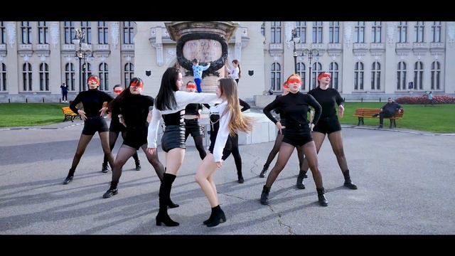 [K-POP IN PUBLIC] Red Velvet - IRENE & SEULGI 'Monster' Dance Cover by Seoul Lights смотреть онлайн