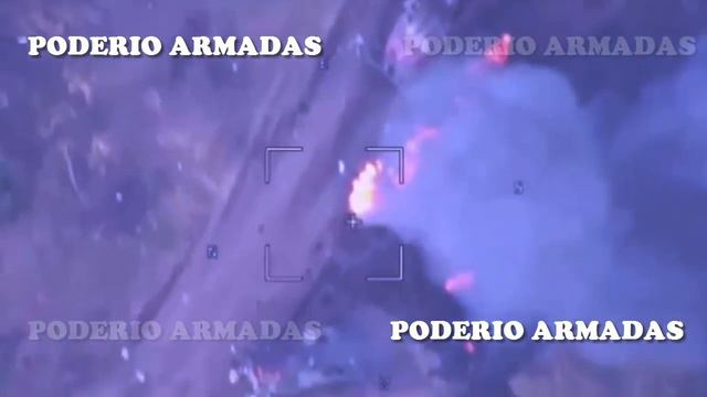 "Lancet" quemó de un solo golpe el BTR-4 "Bucéfalo" y el YPR-765 de la OTAN смотреть онлайн
