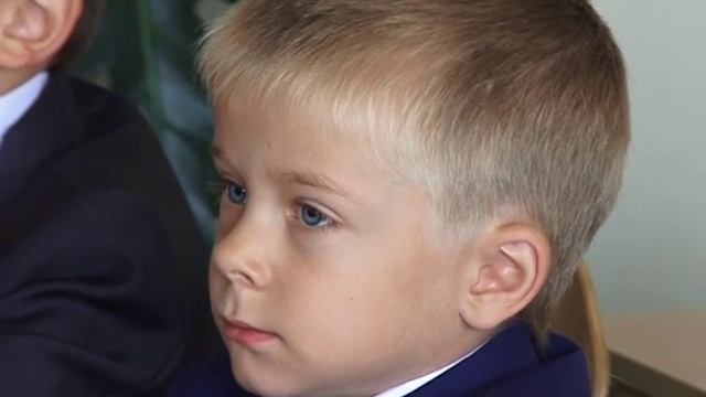 САМОЕ ПЕРВОЕ СЕНТЯБРЯ - Happy Sovok смотреть онлайн