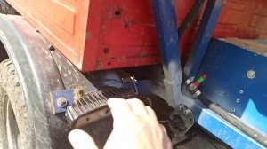 мотороллер Муравей с лебёдкой и четыре жигулёвских колеса.