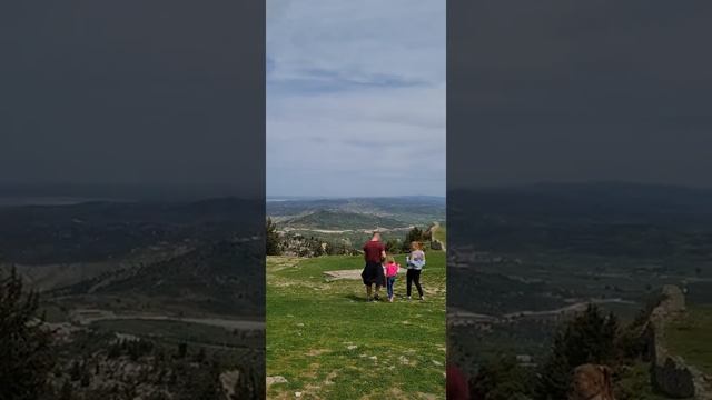крепость 4 века на холмах близ курортного города Влёра, Албания смотреть онлайн