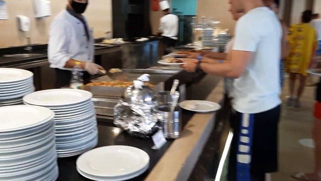 Alf Leila Wa Leila Хургада обед (шведский стол)