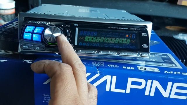 ALPINE CDA-9851 MP3 CD RECEIVER смотреть онлайн
