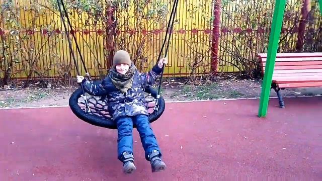 Новая детская площадка на Пятницком шоссе 6 смотреть онлайн