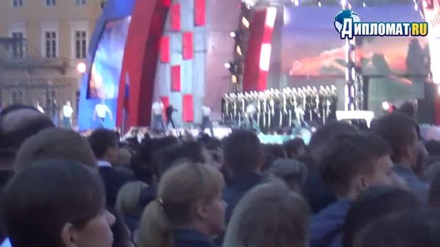 Под звук военных барабанов