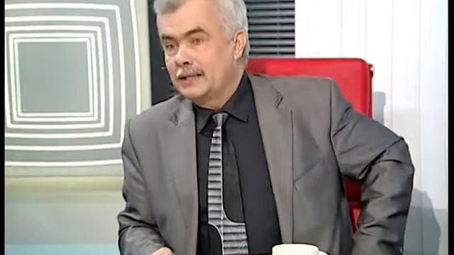 Как получилось, что в библиотеке люди берут читать одни книги, а в магазине покупают совсем другие? смотреть онлайн