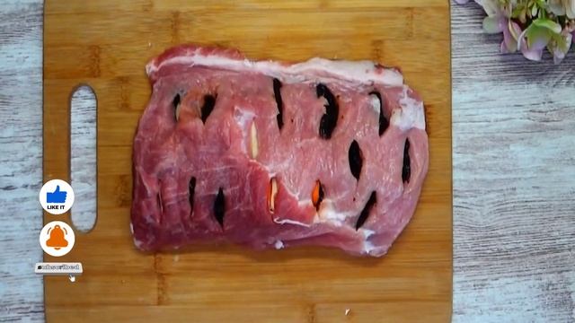 Запеченное свиное филе с черносливом?Խոզի միսն համեմված ՍԱԼՈՐՈՎ ՋԵՌՈՑՈՒՄ