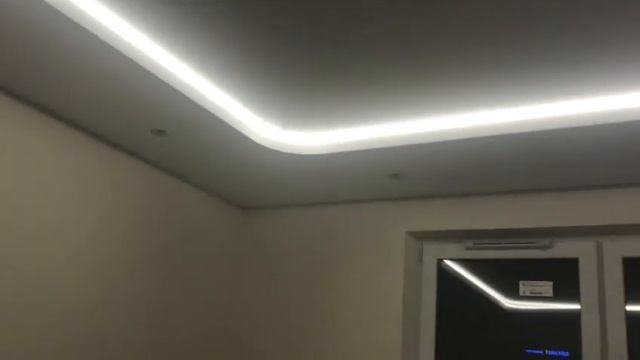 Двухуровневый натяжной потолок, с подсветкой! смотреть онлайн