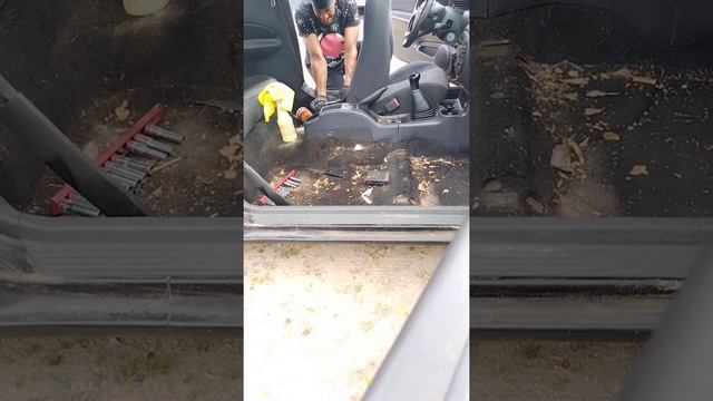 99-03 Ford escort zx2 front sea removal смотреть онлайн