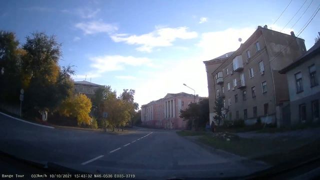 Луганск, ж/д-вокзал, ул. Ленина, Советская, Луначарского. 2021 10.10 смотреть онлайн