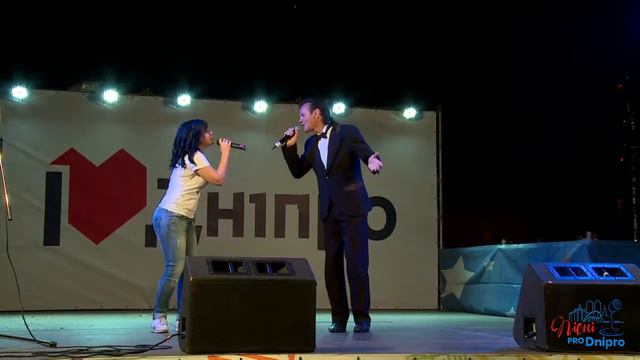 Город, который волнует (сл.Г.Гельфер, Е.Гендин, муз.М.Некрич) - Ю.Богуславский, Т.Турик смотреть онлайн