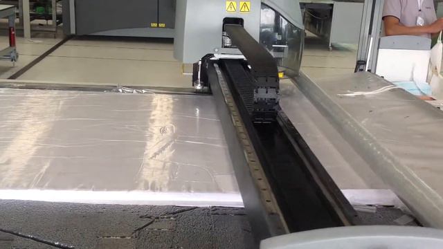 GERBER Cutter XLc7000 checking with pattern 1 смотреть онлайн