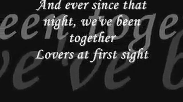 Frank Sinatra: Strangers In The Night (with Lyrics)