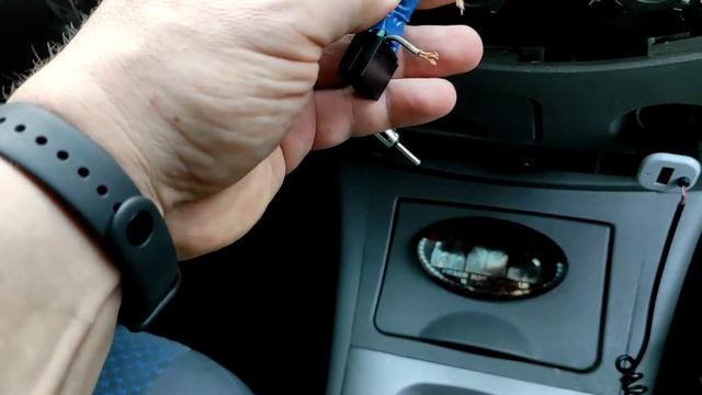 Устраняем запуск первой песни на флешке при включении зажигания Chery Tiggo смотреть онлайн