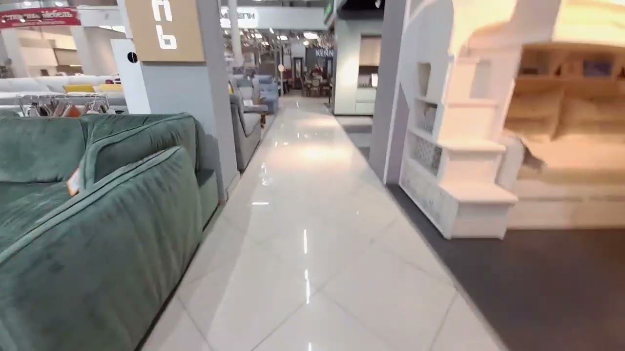 Гуляем в ТЦ Мебельгуд