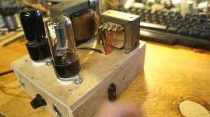 Простой ламповый усилитель на 6П6С и 6Н8С.