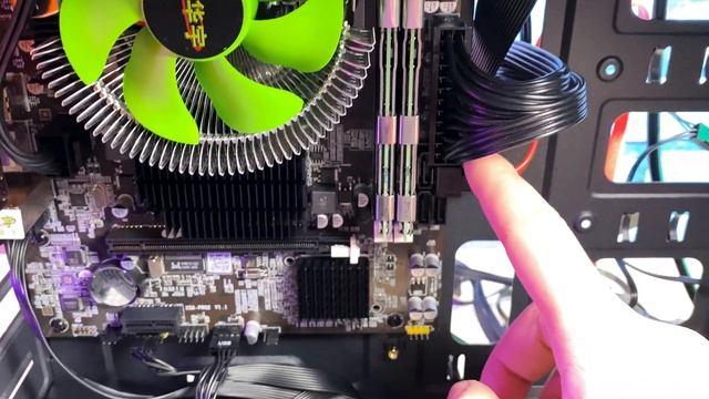 I Built an Ultra Budget Gaming PC using Amazon! смотреть онлайн