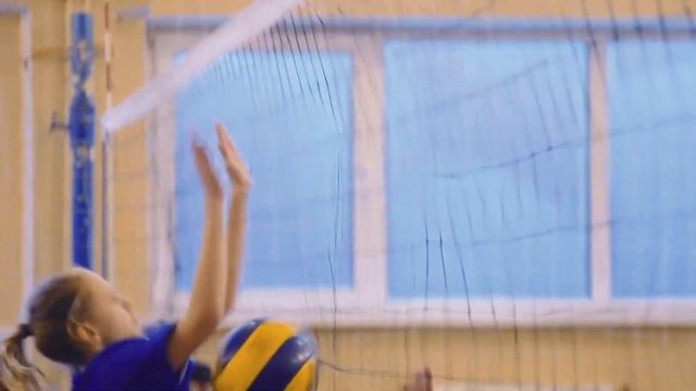 Разыгран первый школьный «Кубок Уралочки»! смотреть онлайн