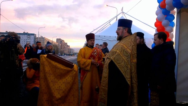В Колпино торжественно открыт новый мост через Ижорский пруд смотреть онлайн