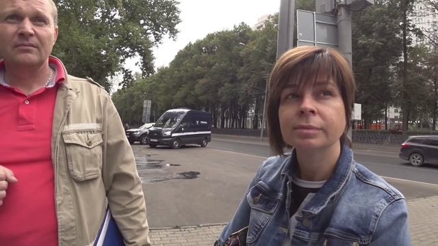 Встреча жителей с главой управы Даниловского района Москвы по ограде улицы Шаболовка смотреть онлайн