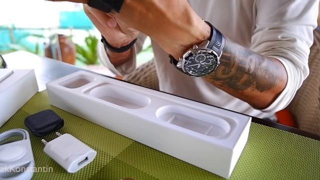 Распаковка часов Apple Watch Series 4 (44mm)