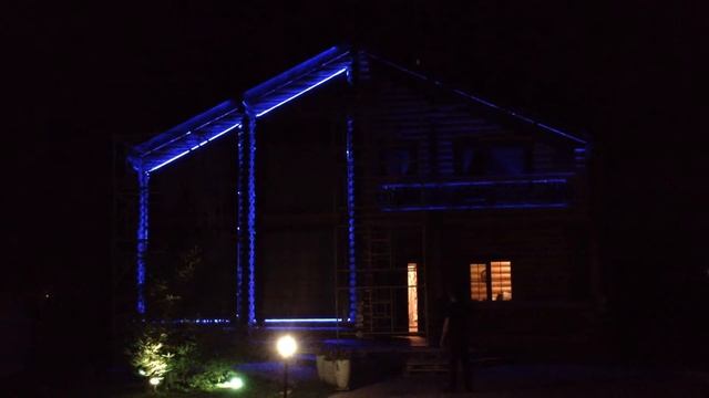 Освещение фасада RGB лентами 2-х этажного дома смотреть онлайн