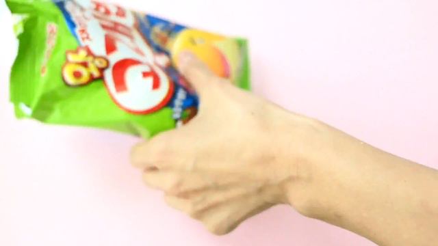 Top 15 Best Korean Snacks and Things to Try (bet you've never had these before!) смотреть онлайн